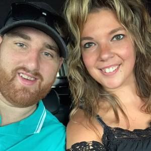 Meet your Posher, Carly